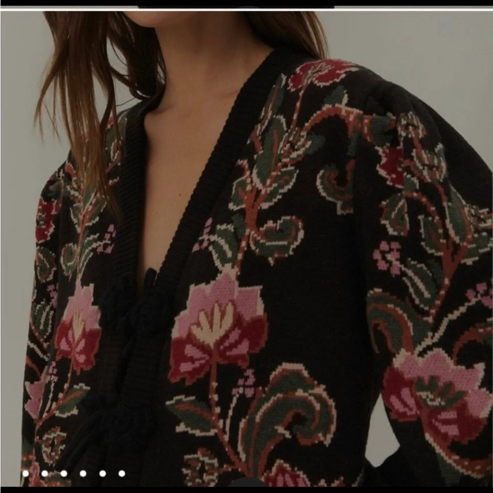 Floral Embroidered Black Cardigan - Picture 4 of 10